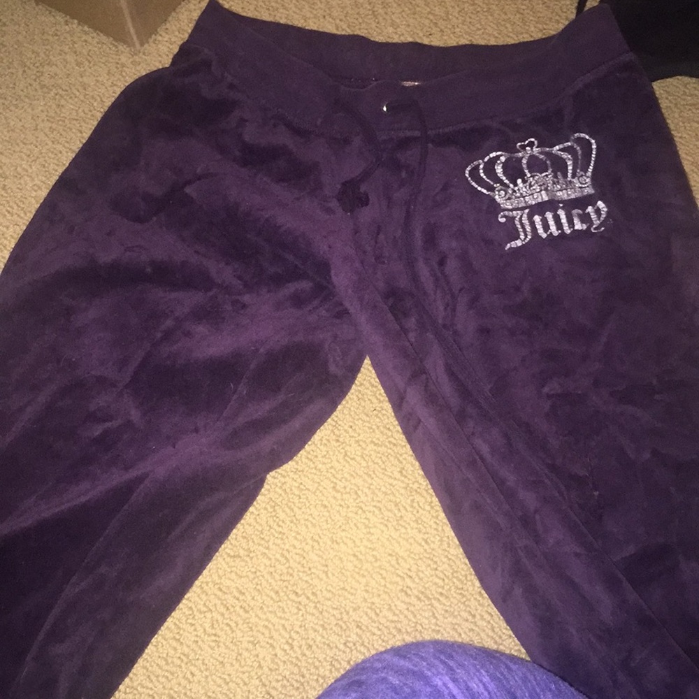 Sweat pants.